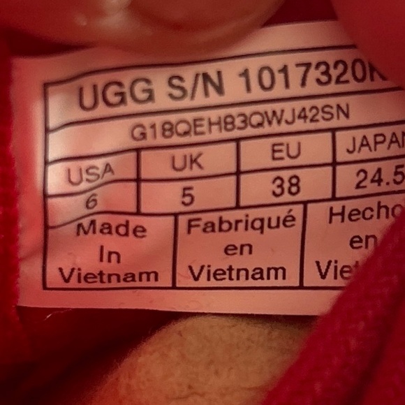 Boots - Picture 3 of 3